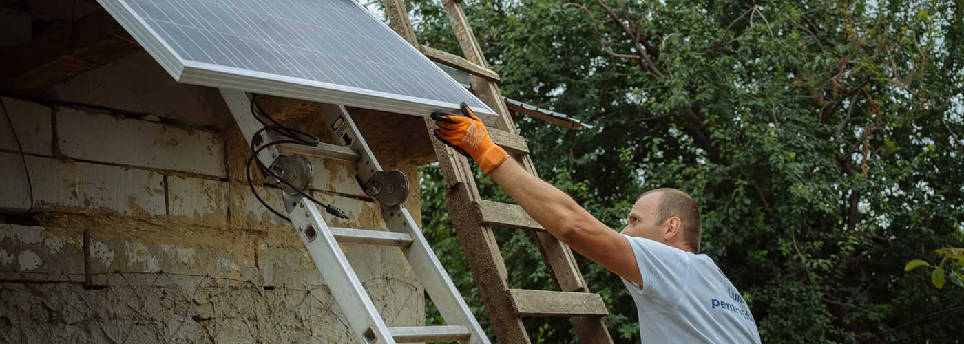 ENGIE Romania facilitează accesul la energie electrică verde, prin instalarea de panouri fotovoltaice, pentru 20 de familii nevoiașe
